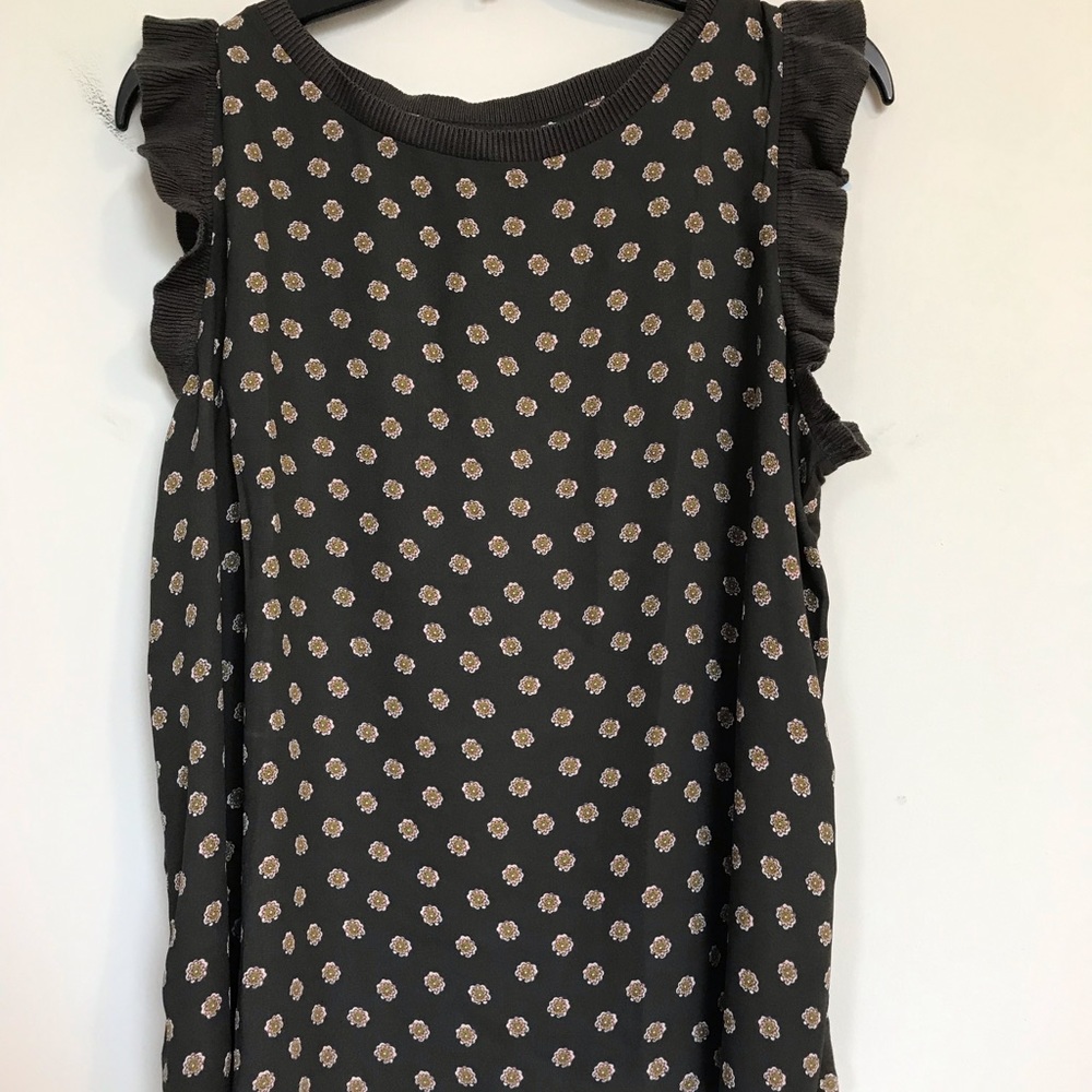 Loft Tops Rib Trim Mixed Media Top Size: L